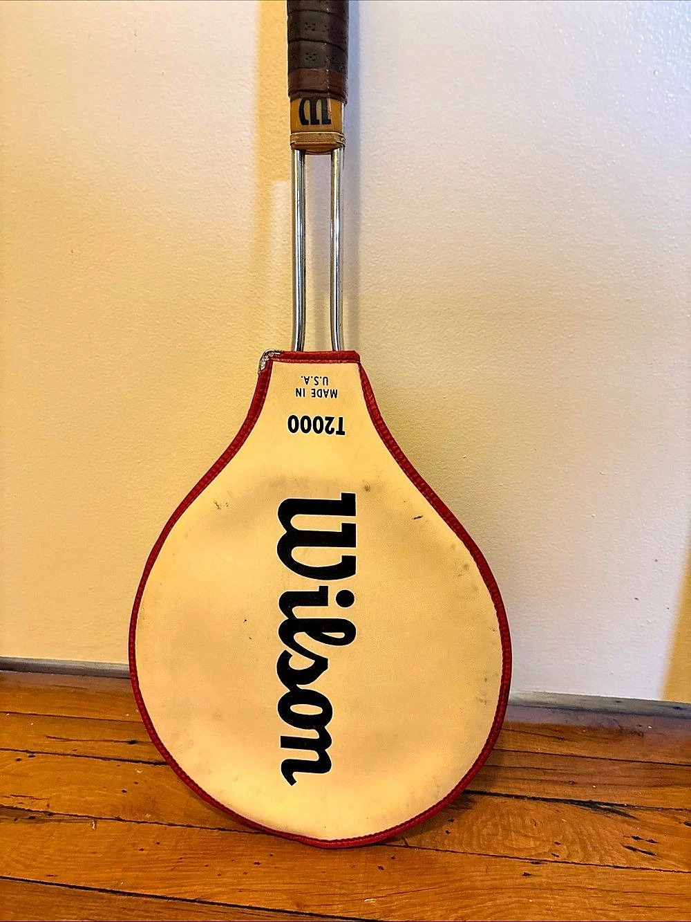 Wilson T2000 Vintage Tennis Racket with Cover. Great Used Condition.